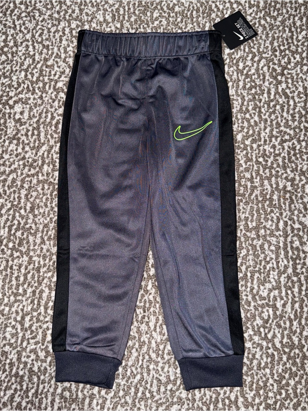 Nike Outfit - Picture 3 of 4